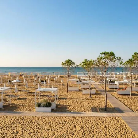Sunny With Pool And Garden * Bibione