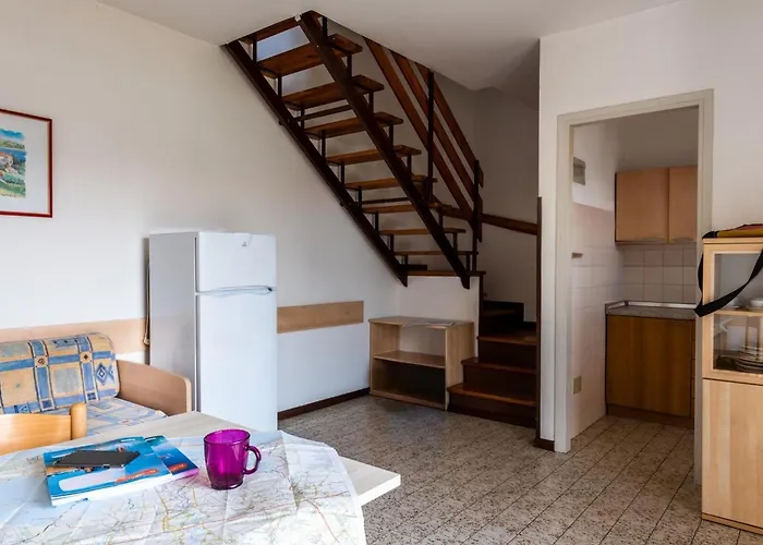 Sunny With Pool And Garden * Μπιμπιόνε