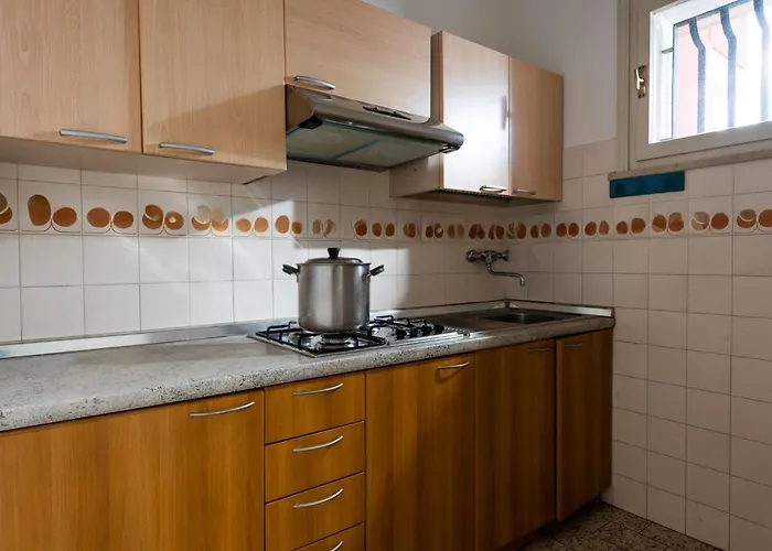 Sunny With Pool And Garden ビビオーネ