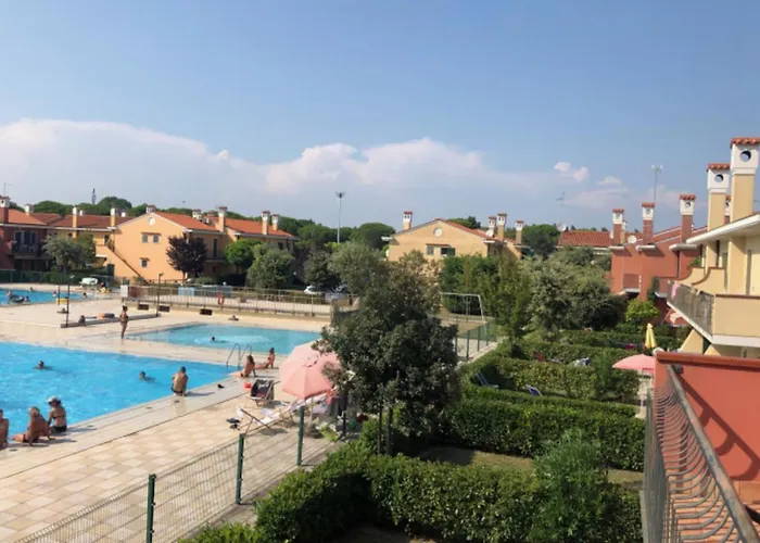 Sunny With Pool And Garden * Bibione